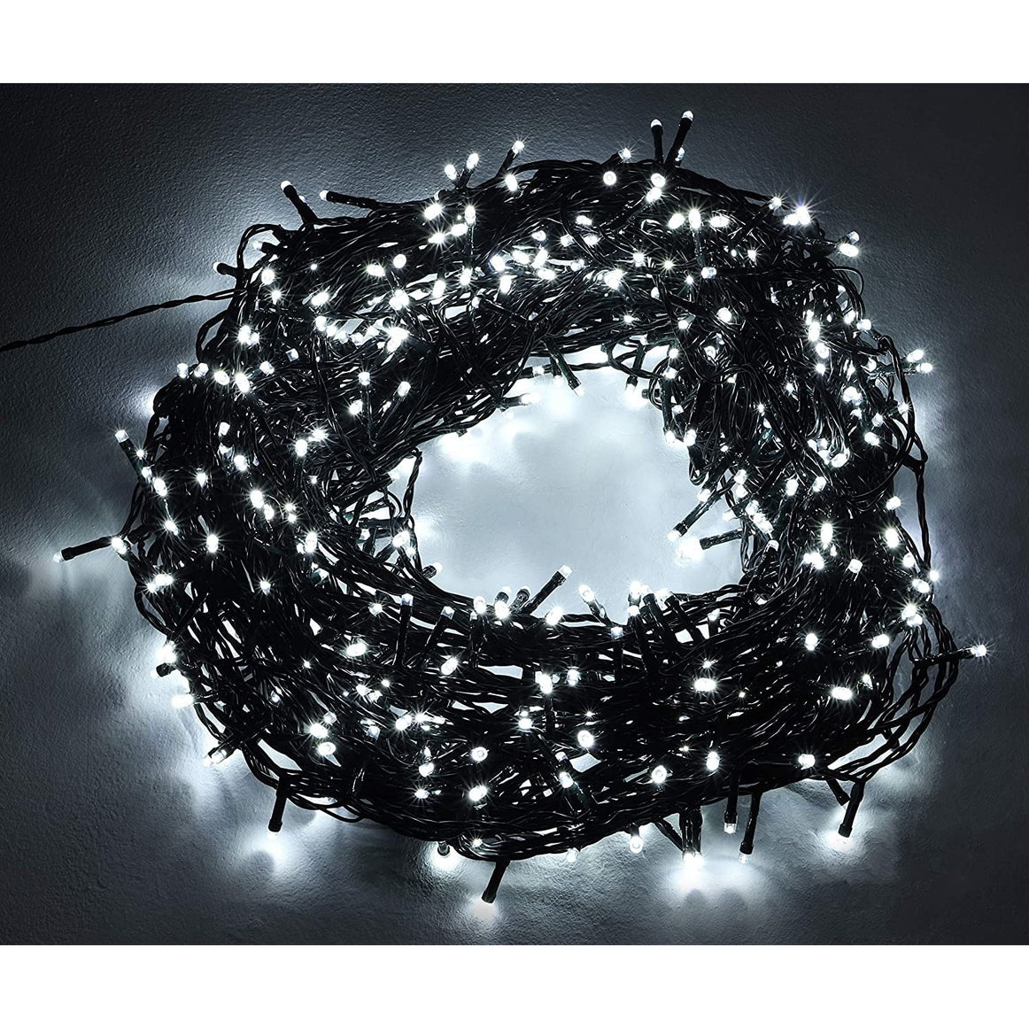 Instalatie Liniara Joyful Box, Alb rece, 100 Metri, 500 LED-uri tip diamant si 8 jocuri de lumini, pentru interior si exterior