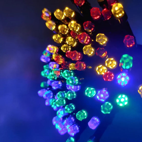 Instalatie LED DIAMANT Joyful Box, 9 Metri, 100 LED-uri, Multicolor, Interconectabila, 8 jocuri de lumini, Interior-Exterior